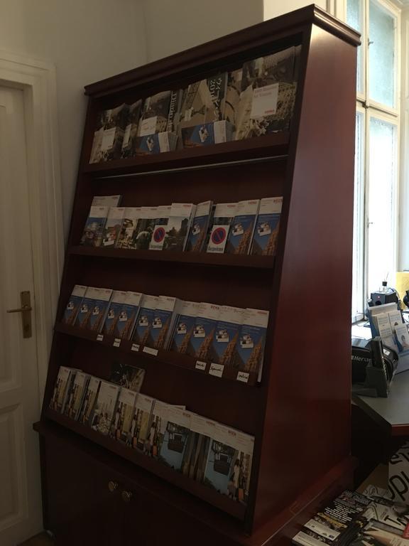 Chichilli Hostel Wien Eksteriør billede