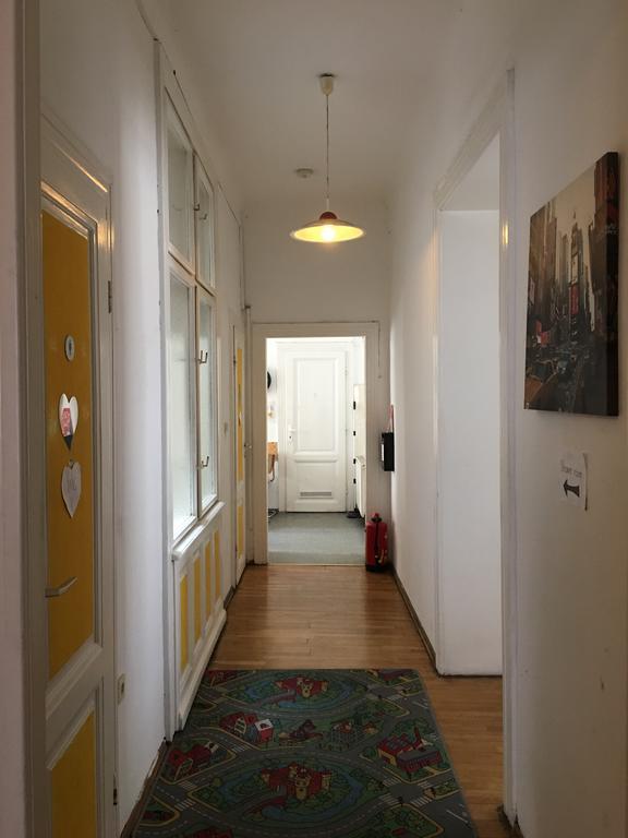 Chichilli Hostel Wien Eksteriør billede