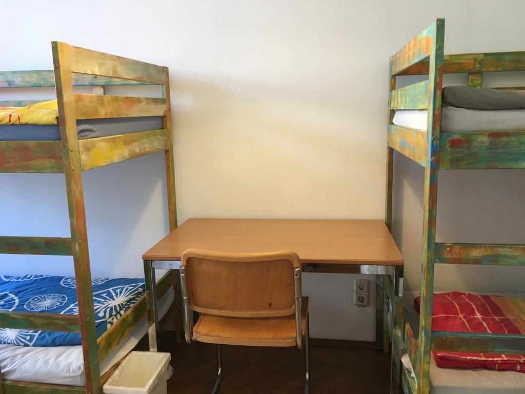 Chichilli Hostel Wien Eksteriør billede