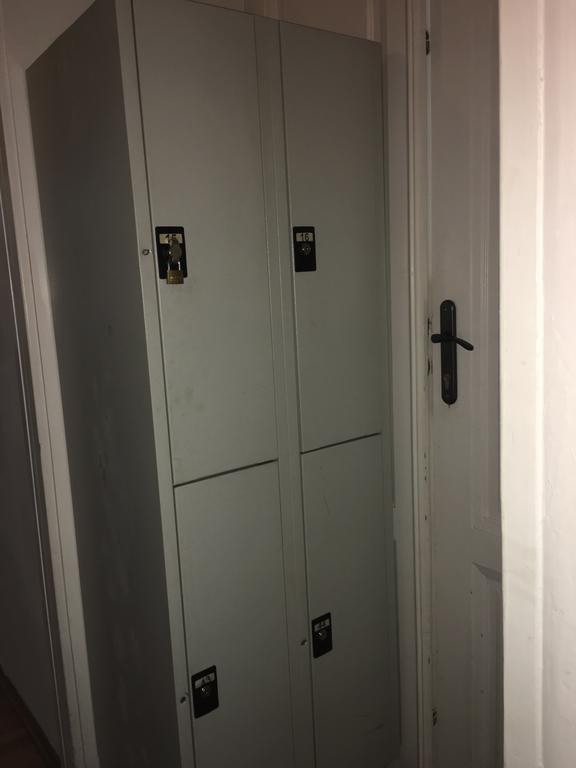 Chichilli Hostel Wien Eksteriør billede