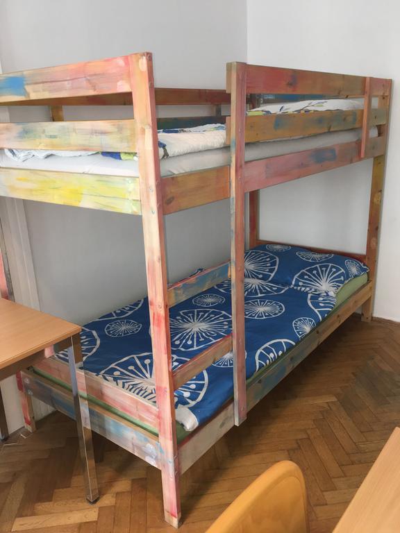 Chichilli Hostel Wien Eksteriør billede