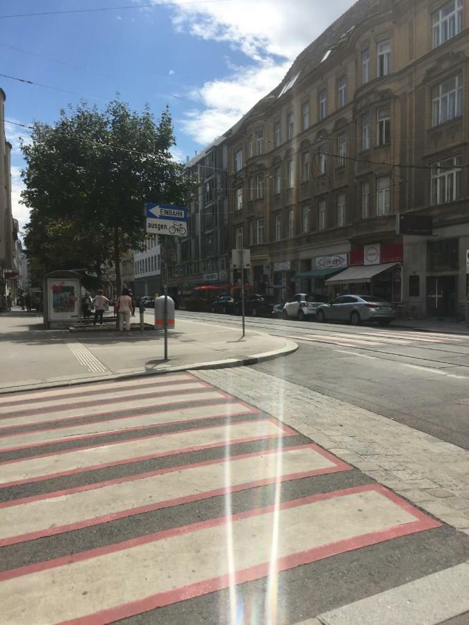 Chichilli Hostel Wien Eksteriør billede