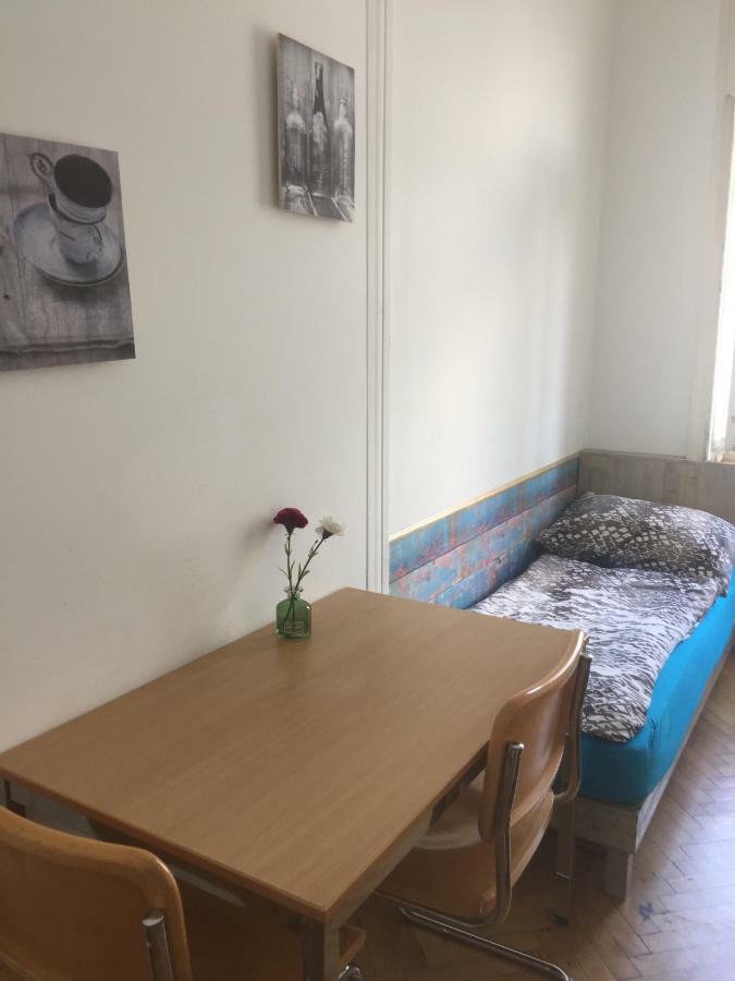 Chichilli Hostel Wien Eksteriør billede